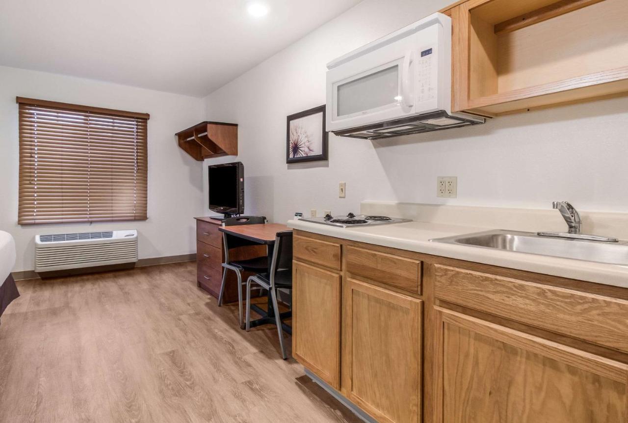Woodspring Suites Houston ベイタウン エクステリア 写真