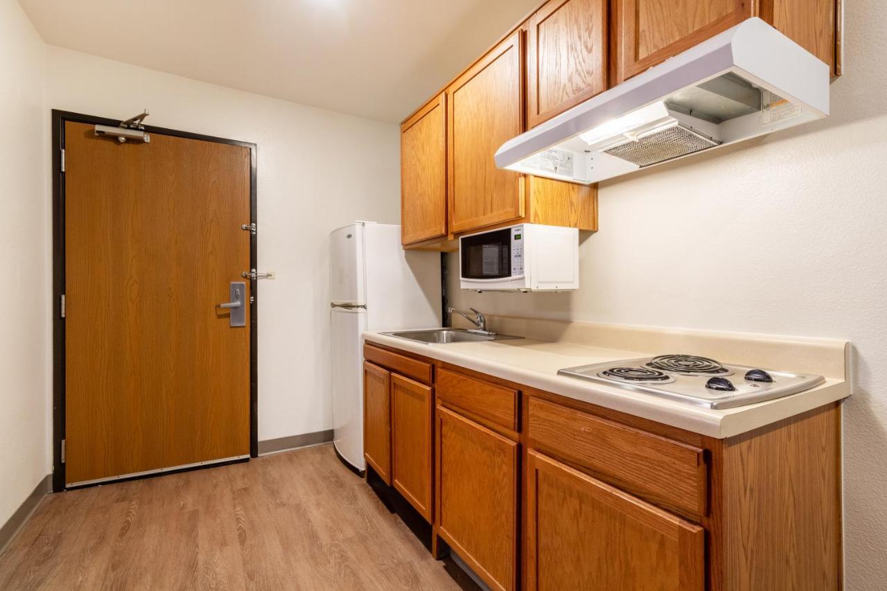Woodspring Suites Houston ベイタウン エクステリア 写真